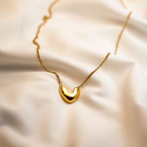 Curve Gold Pendant