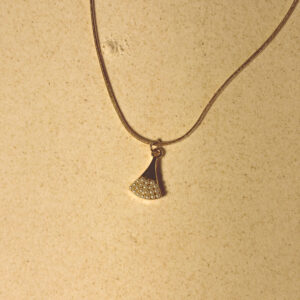 Luxury Gold-Plated Fan Pendant Necklace