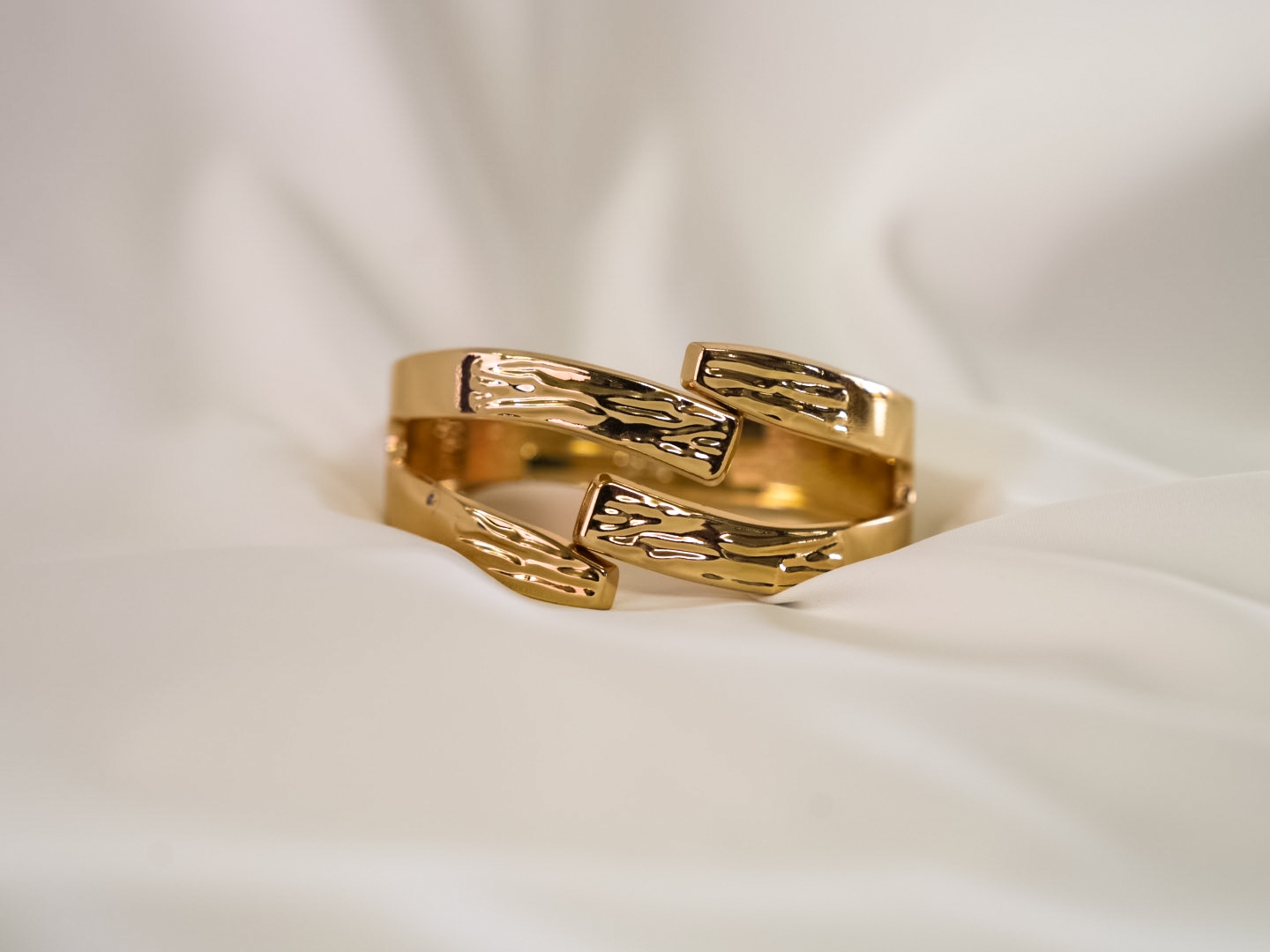 The 'Golden Serpentine' Statement Bangle - Image 2