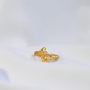 Flutter Gold Ring