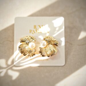 Sculpted Shell & Pearl Earrings